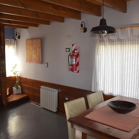 Cabana La Marilena, Para 2 Huespedes Con Desayuno Эль-Калафате Экстерьер фото